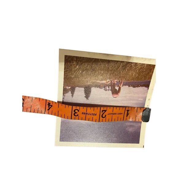 1975 Vintage Polaroid Photograph Picture Snapshot Photo Sunbathing Tanning - Picture 6 of 7